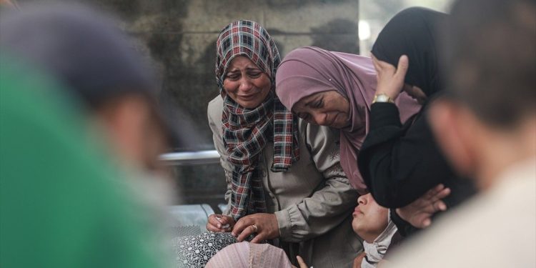 Novi izraelski napadi u Gazi: Ubijeno najmanje osmoro Palestinaca, pogođena i tržnica u Shejaiyi