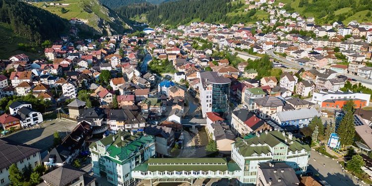 Rožaje: Žena zadržana zbog nasilja nad nevjenčanim suprugom