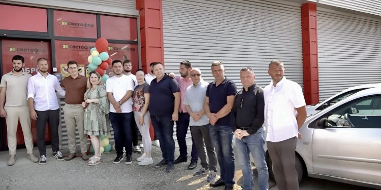 /VIDEO/ Tutin dobio market „Svetofor“: Niske cijene i nova radna mjesta za lokalno stanovništvo