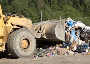/VIDEO/ Tutin riješio krizu odvoza smeća: Otpad preusmjeren na novu regionalnu deponiju