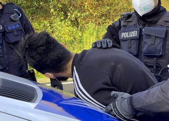 Bosanac u Austriji preko bauštele prevario 31 osobu i zaradio 400.000 eura