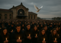 🕊️ Novi Sad u znaku tuge i sjećanja: Održan komemorativni skup povodom godišnjice tragedije na Željezničkoj stanici