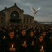 🕊️ Novi Sad u znaku tuge i sjećanja: Održan komemorativni skup povodom godišnjice tragedije na Željezničkoj stanici