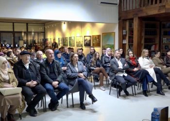 /VIDEO/ Veče savremene književnosti u Tutinu, promovisana djela domaćih autora