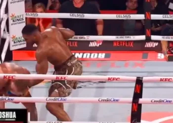 /VIDEO/ Anthony Joshua brutalno nokautirao Jakea Paula i spasio čast profesionalnog boksa