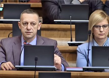 Pitanja bosanskog jezika u Priboju i upravljanja DUNP-om ponovo u žiži Skupštine Srbije