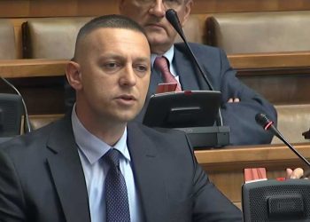 /VIDEO/ ŠKRIJELJ: ZAPOSLENI U JAVNOJ UPRAVI- TAOCI POLITIKE OVOG REŽIMA