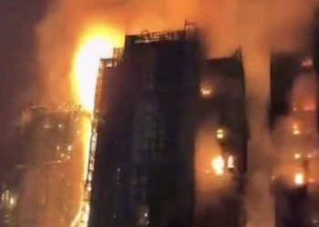 Tel Aviv pod raketnim udarom Irana: Grad u plamenu, stanovnici u skloništima