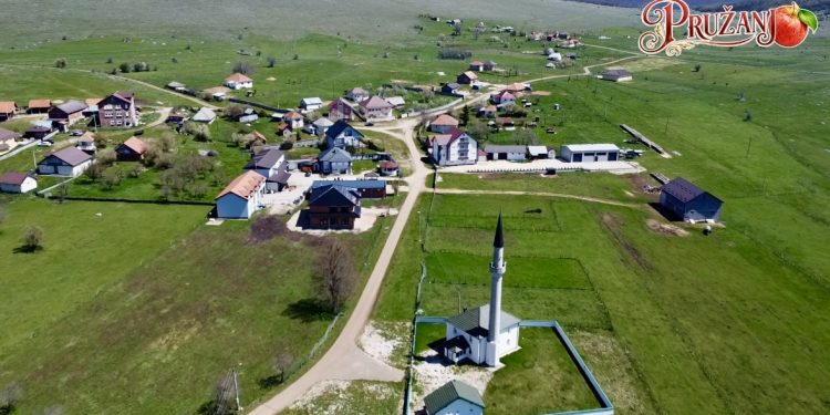 /VIDEO/ Prelijepa panorama pešterskog sela Pružanj