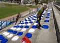 /VIDEO/ Tutin: Na gradskom stadionu počelo postavljanje novih stolica na tribinama