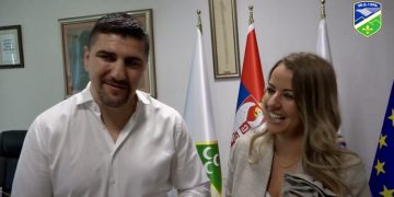 /VIDEO/ Šampioni u Tutinu: Muamer Hukić i Enad Ličina u posjeti predsjednici opštine Tutin Selmi Kučević